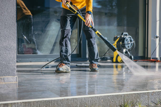 Best Pool Deck Cleaning  in New Vienna, OH